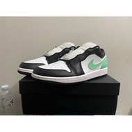 JORDAN 1 LOW GREENGLOW Figure
