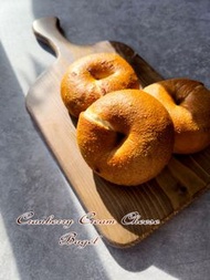 Cranberry Cream Cheese Bagel