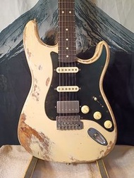 Fender MIM relic stratocaster guitar 電結他