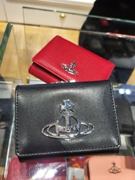 英國直送 英國代購 Vivienne Westwood Black 大 logo Wallet 女裝 黑色 短銀包 散錢包 散銀 皮革 真皮 錢包 銀包 三摺 相位 皮夾 OL 上班族 真貨 正品 聖