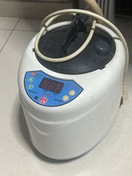 浸腳器 （本身配有木桶但木桶爛咗需要自己額外買，所以平賣 原價六舊水，而家$80 售出前可拍片售出後不退不換 ）