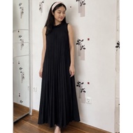 EVELYN PLEATED DRESS Maxi Pleated Dress Maxi Pleated Dress Pleated Dress/