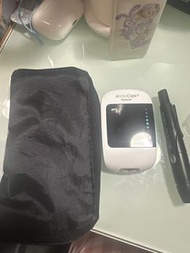 羅氏智逸血糖機