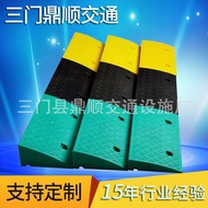 Plastic Curb Ramp Rubber Triangle Pad Slope Pad Step Mat Car Ramp Paving Curb Ramp