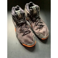 Nike Kyrie 4 Basketball Shoes size 44