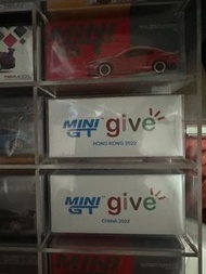 Mini GT lamborghini give pink