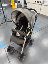 Combi 嬰兒手推車