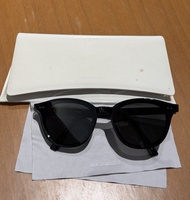 Gentle Monster FLATBA Sunglasses Black - LANG
