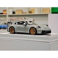 Clearance 1/18 Fumei Porsche 911 GT3 FM18009LM-6B FuelMe Models 1/18 911 (992) GT3 Cement Grey Limit