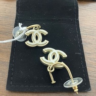 Chanel 雙C logo 耳環