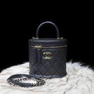 CHANEL 黑色金扣vanity case 晶片款