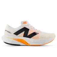 New Balance Womens FuelCell Rebel v4 (Standard) - White