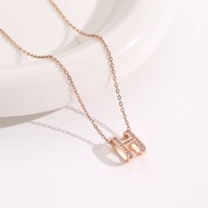 Trendy H-shaped necklace and necklace