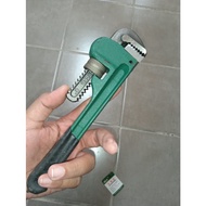 HEAVY DUTY ADJUSTABLE PIPE WRENCH