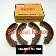 Rear BRAKE Lining HONDA STREAM FREED BRAKE SHOE FREED (Code A001))