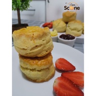 😋😋 Scones by ANN Scone & Such : with strawberry jem and butter spread😋😋