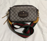 Gucci GG 虎頭相機包