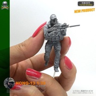 1/35 U.S. Army SEALs Resin Soldiers Need to Assemble and Color HONG-13