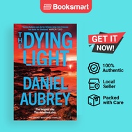 The Dying Light - Paperback - English - 9780008624439