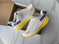 HOKA ONE ONE CLIFTON 9 慢跑鞋 卡其黃 網布 輕量 緩震 路跑鞋 男女鞋