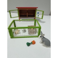 Preloved Schleich Rabbit Hutch