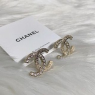 Chanel香奈兒 23p 水鑽雙C耳環