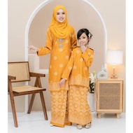 [Warna Mustard] Baju Kurung Moden Songket Bunga Tabur Printed Set Ibu Dan Anak