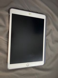 Apple iPad (8th) rose gold 金色128GB 香港行貨