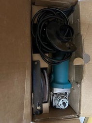 Makita 牧田 9556NB 角向磨光機100毫米