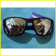 ☇◑ ✸ ⚾︎ Kinetix Mall pull out shades.. 100% Legit.. with out case.. Brand new.. Quality shades