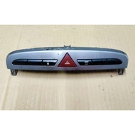 Original Peugeot 308 dashboard hazard Peugeot 308 dashboard hazard Peugeot 308 dashboard hazard 308 