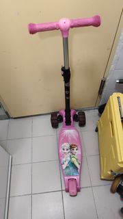 Frozen 三輪滑板車