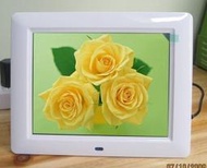 生活潮流 8吋 數位電子相框 800X600解晰度 數字螢幕 影音播放 MP3 MP4 內建喇叭