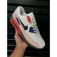 Nike Air Max 90. Shoes