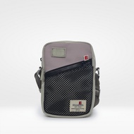 Elizabeth Slingphone 0022-1446