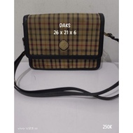 Daks Shoulder Bag