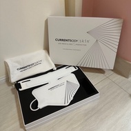 CurrentBody LED Neck & Décolletage Mask