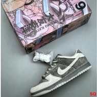 รองเท้ากีฬา รองเท้าสเก็ตบอร์ดลําลอง ข้อสั้น ลายมังงะ master-Otomo Katsuhiro x NKI SB dunk low "Steam