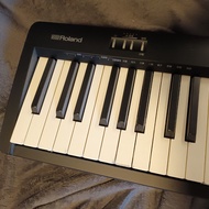 Roland FP-18 數碼鋼琴