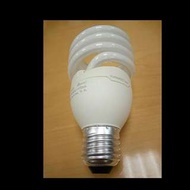 Philips energy savings light bulbs 二個 + 23w 黄光一個