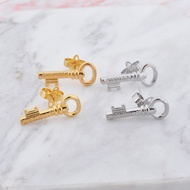 Queen Si vivienne vivienne EUNICE EUNICE Key Earrings Simple Temperament Small ins Unique