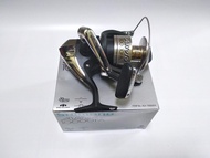 Máy Câu Cá Shimano Alivio 10000FA - Máy Đứng