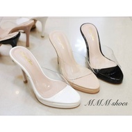 Please Inquire About The Size In The Chat Before Ordering. There Is A Storefront. Slip-On Shoes Stil