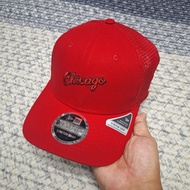 RED CHICAGO BULLS HARDWOOD CLASSIC 2025 9SEVENTY TRUCKER STRETCH SNAPBACK CAP/HAT BY NEW ERA
