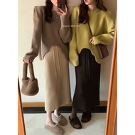 Ready Stock Fleece Knitted Long Skirt Coffee Warm Straight Hip Versatile One-Piece 2610 Early Clothe