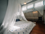 หลง เยาวราช โฮสเทล (Lhong Yaowarat Hostel)