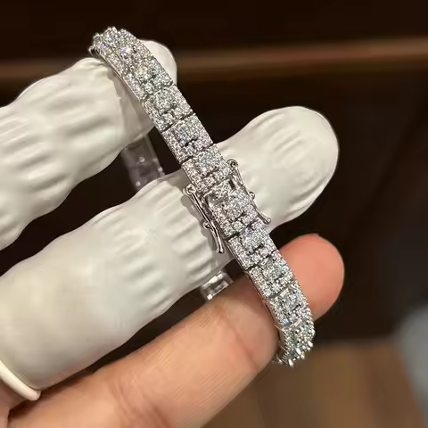 Luxury Solid Platinum PT950 Women's Deluxe Moissanite Diamond Bracelet Women's Full Diamond Bracelet