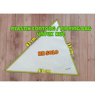 Jumbo Triangle Cone Plastic Pipping Bag