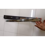 W202 CHROME METAL REAR TRUNK LID SILL HANDLE NUMBER PLATE HOLDER MOULDING C180 C200 C220 C240 C280