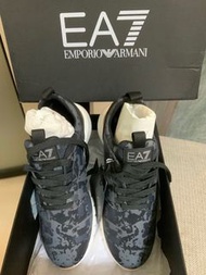 (全新）EMPORIO ARMANI 亞曼尼 EA7 休閒鞋
